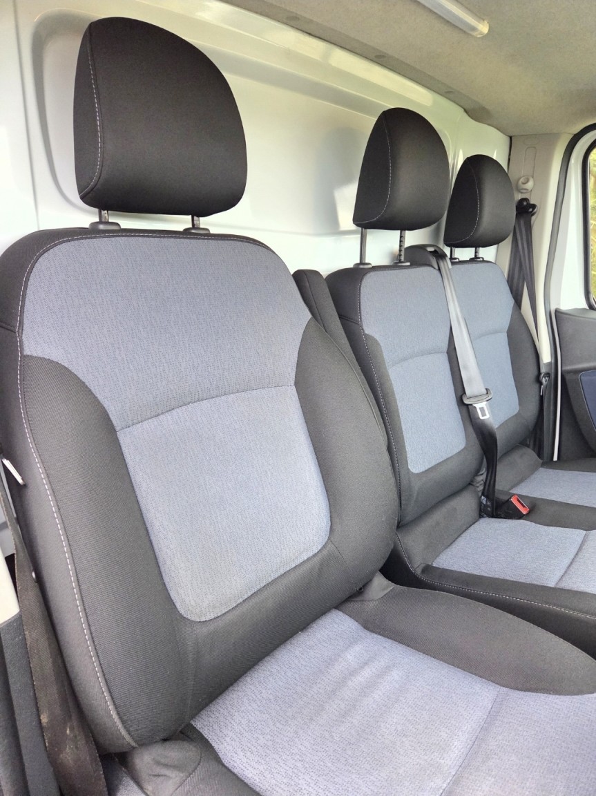 Used Vauxhall Vivaro 2018 for sale - 76666098: Photo 12