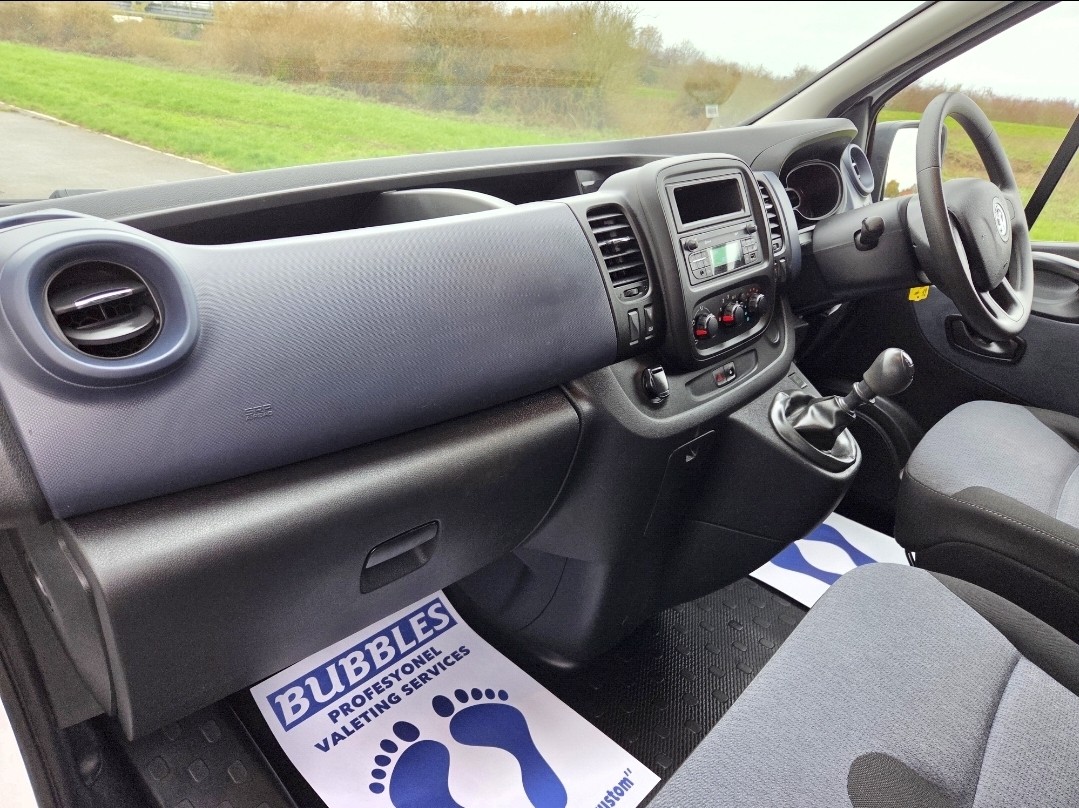 Used Vauxhall Vivaro 2018 for sale - 76666098: Photo 9