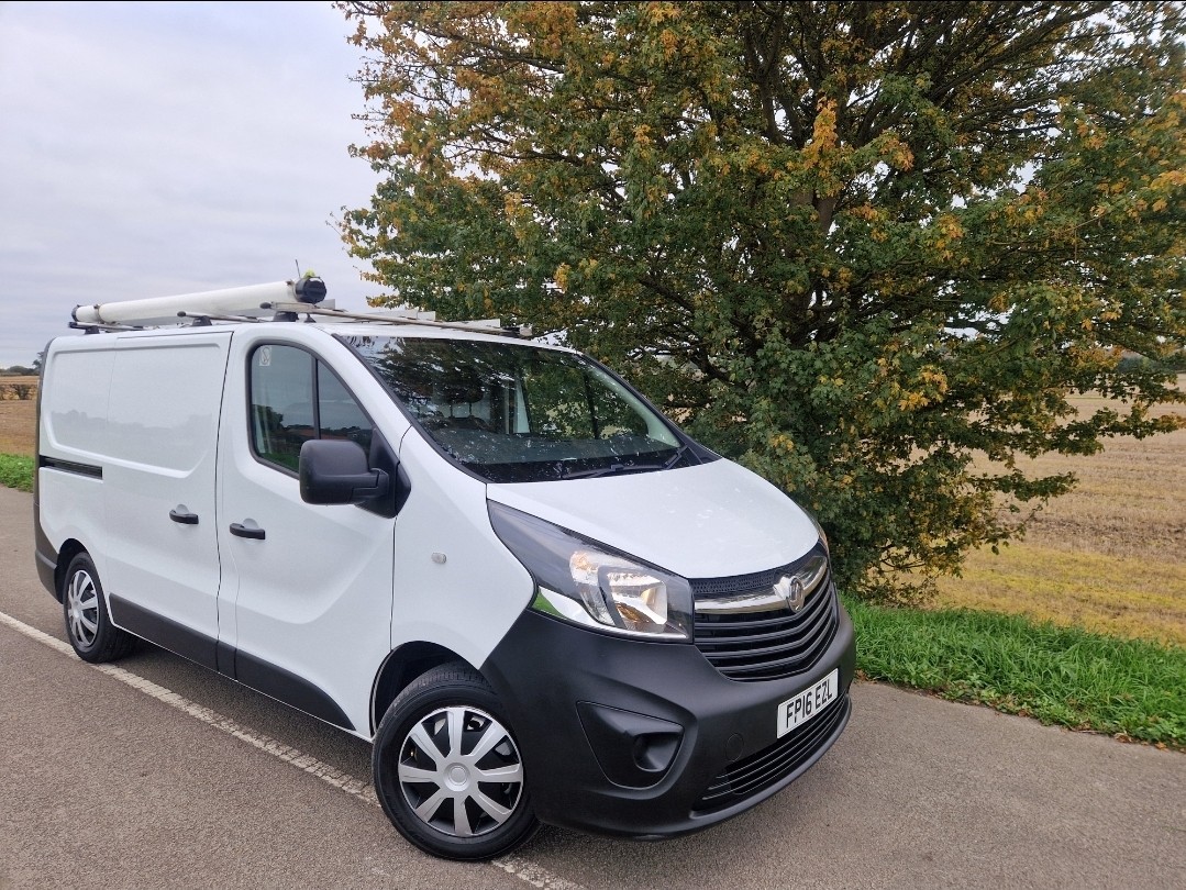 Used Vauxhall Vivaro 2016 for sale - 76330310: Photo 1