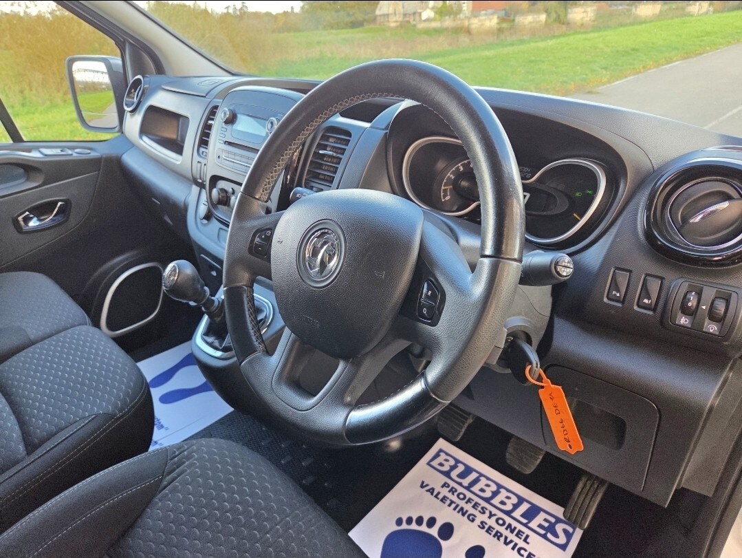 Used Vauxhall Vivaro 2016 for sale - 76412264: Photo 11