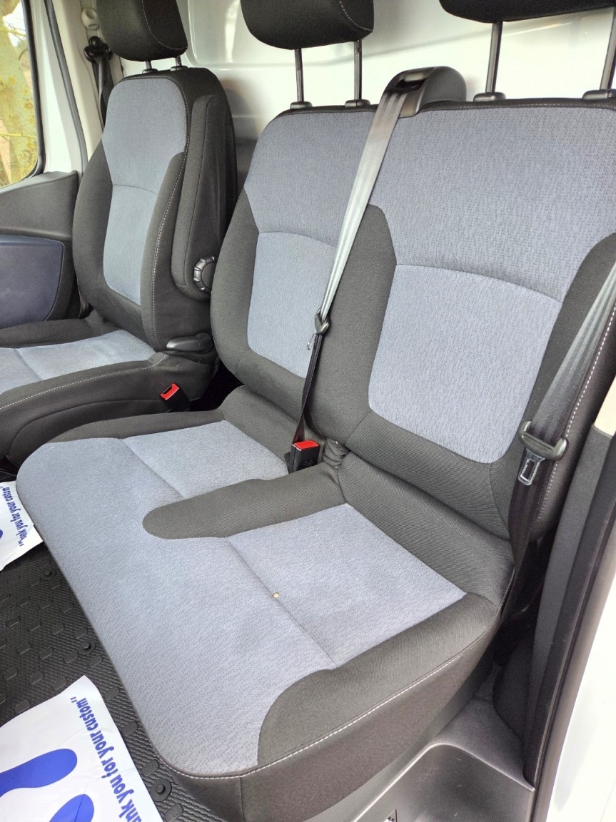 Used Vauxhall Vivaro 2018 for sale - 76924529: Photo 9