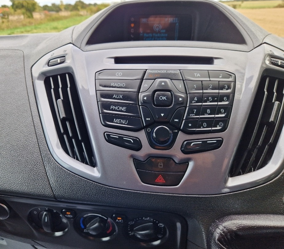 Used Ford Transit Custom 2015 for sale - 75993482: Photo 13
