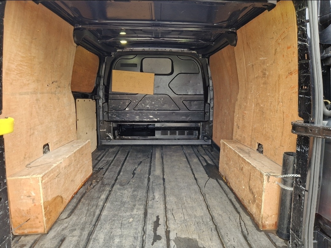 Used Ford Transit Custom 2015 for sale - 75993482: Photo 16