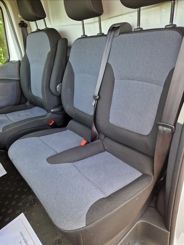 Used Vauxhall Vivaro 2016 for sale - 74812117: Photo 11