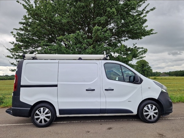 Used Vauxhall Vivaro 2016 for sale - 75025474: Photo 6