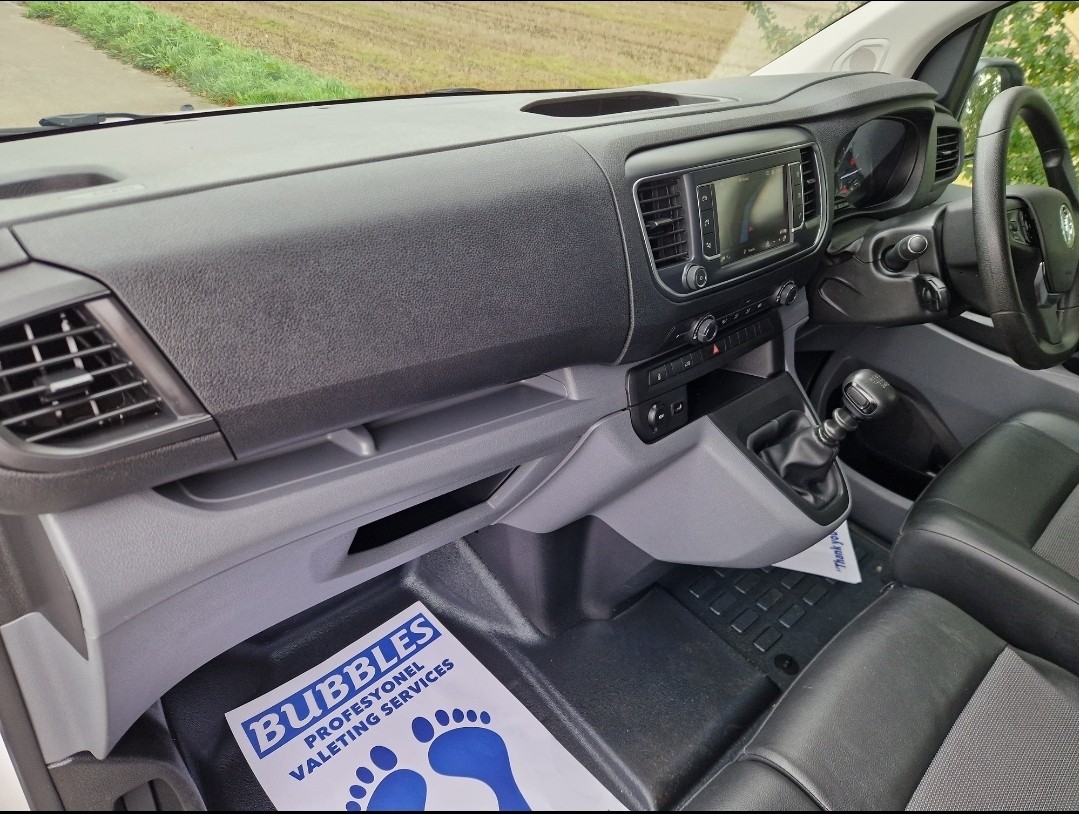 Used Vauxhall Vivaro 2020 for sale - 76330306: Photo 10