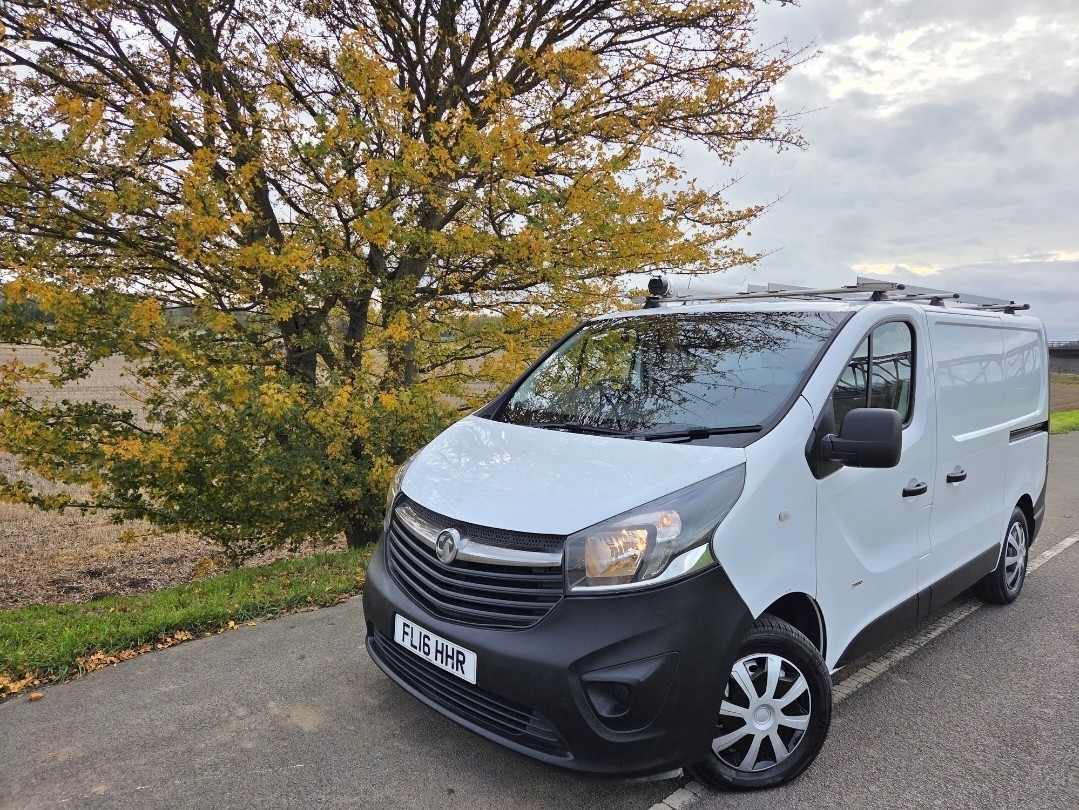 Used Vauxhall Vivaro 2016 for sale - 76471169: Photo 1