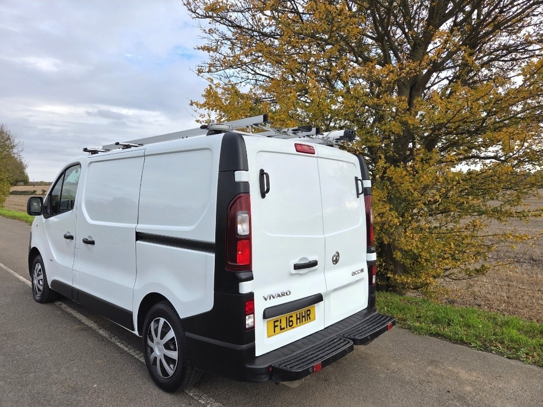 Used Vauxhall Vivaro 2016 for sale - 76471169: Photo 3
