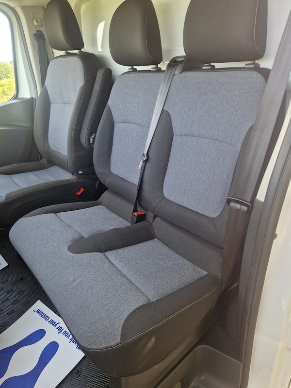 Used Vauxhall Vivaro 2016 for sale - 74938269: Photo 11