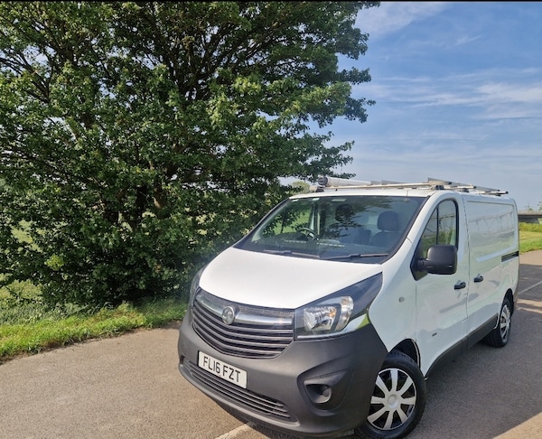 Used Vauxhall Vivaro 2016 for sale - 74938269: Photo 1