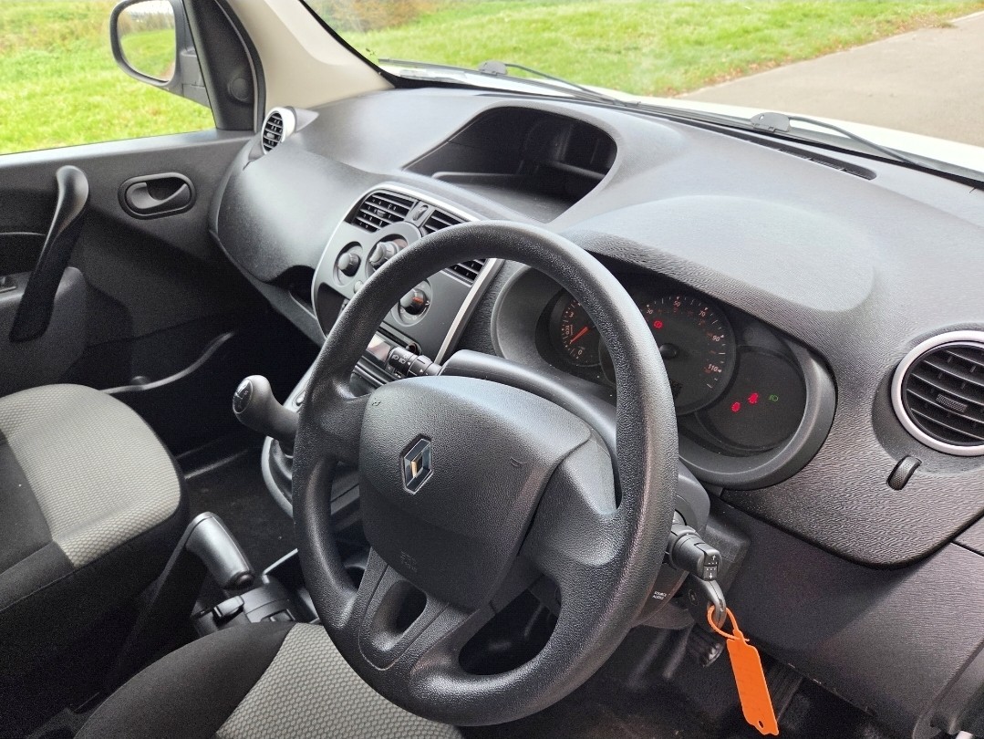 Used Renault Kangoo 2017 for sale - 76418350: Photo 10