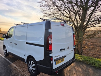 Used Vauxhall Vivaro 2017 for sale - 78286356: Photo
