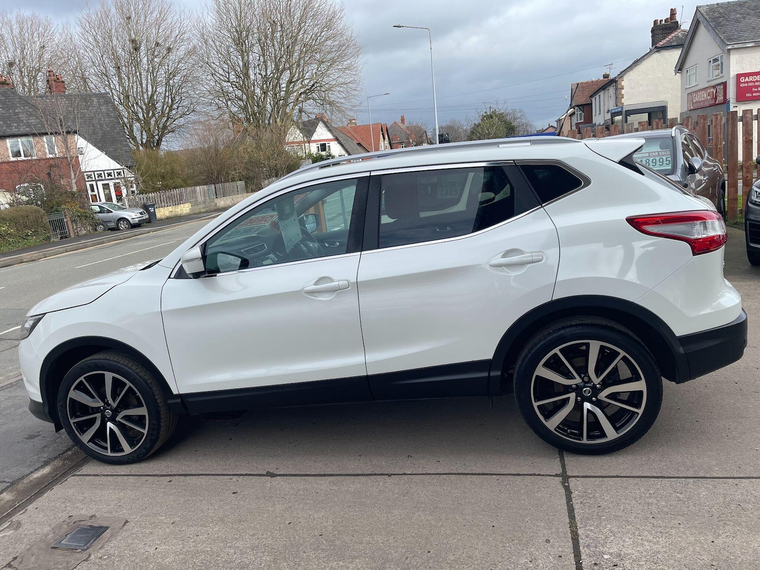 Used Nissan Qashqai 2014 for sale - 77645827: Photo 6