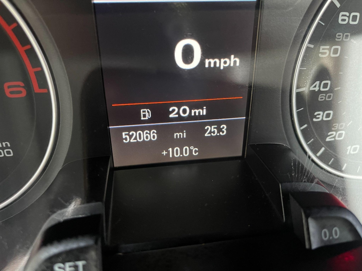 Used Audi A4 2014 for sale - 77670870: Photo 8