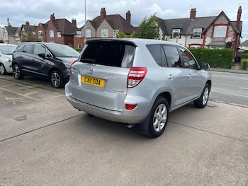 Used Toyota RAV4 2011 for sale - 78661357: Photo