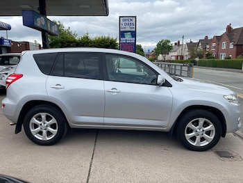 Used Toyota RAV4 2011 for sale - 78661357: Photo