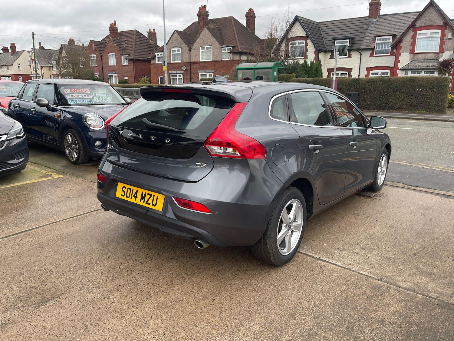 Used Volvo V40 for sale - 77490052: Photo 2