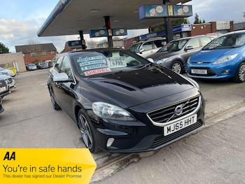 Used Volvo V40 2015 for sale - 77839608: Photo