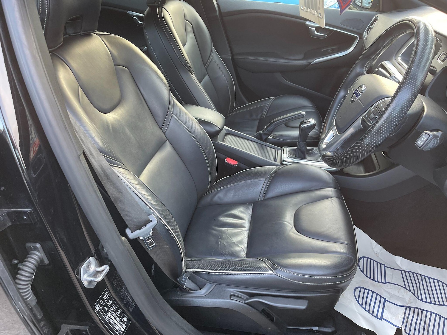 Used Volvo V40 2015 for sale - 77839608: Photo 20