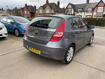 Used Hyundai i30 2011 for sale - 77724240: Photo