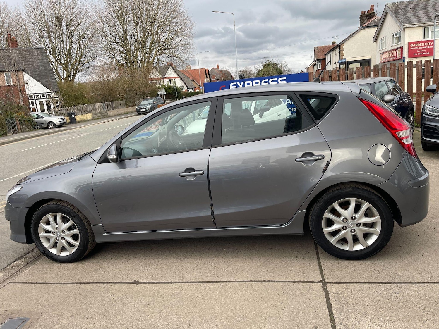 Used Hyundai i30 2011 for sale - 77724240: Photo 6