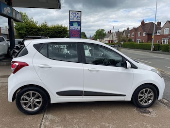 Used Hyundai i10 2014 for sale - 78635664: Photo