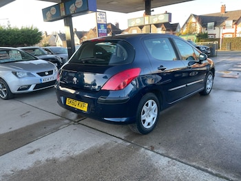 Used Peugeot 308 2010 for sale - 77490051: Photo