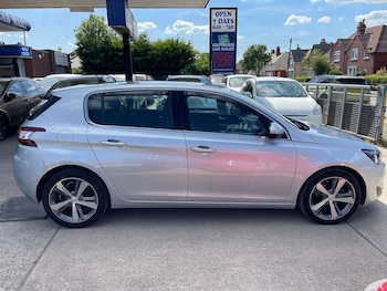 Used Peugeot 308 2014 for sale - 79201782: Photo