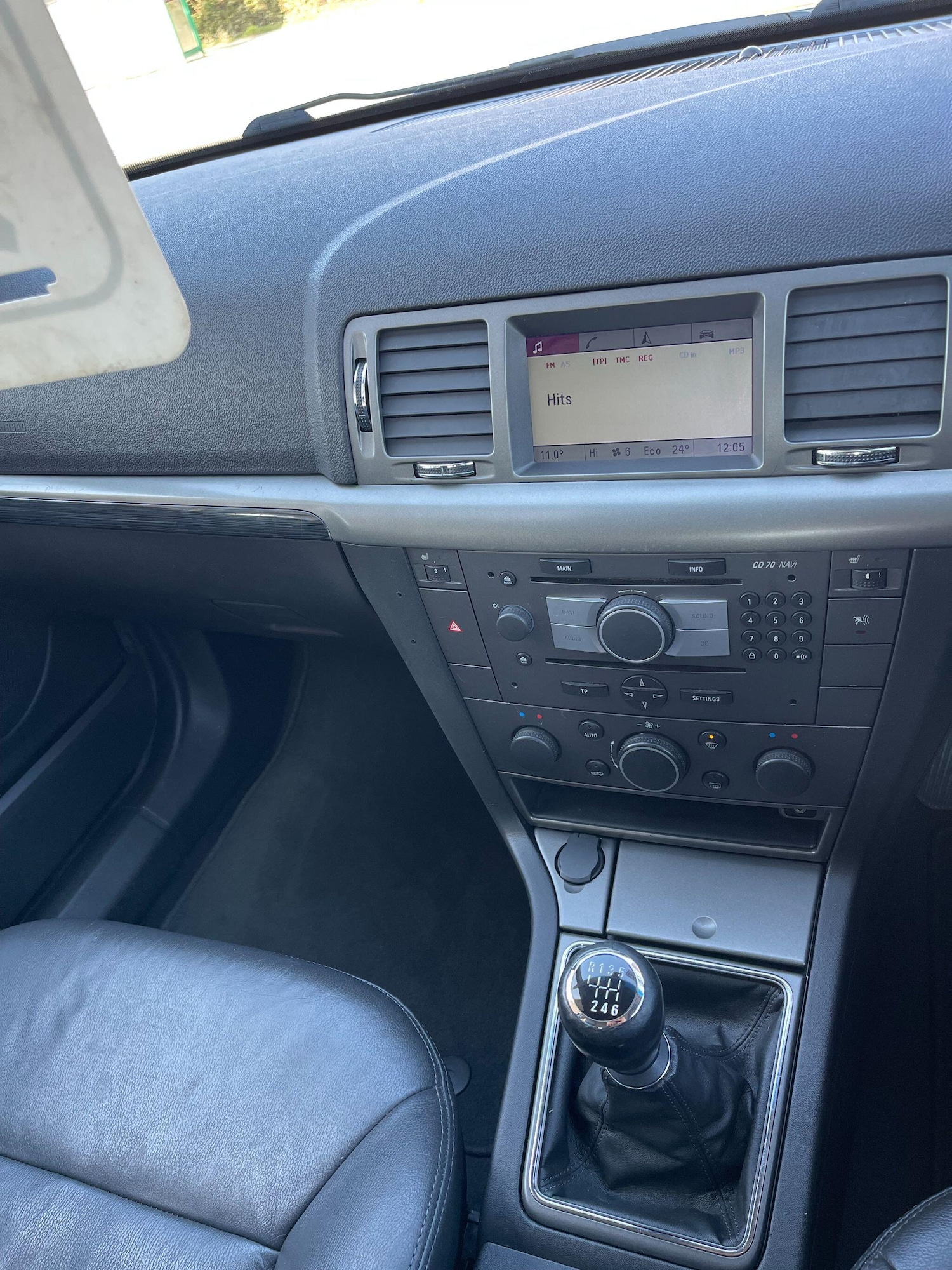 Used Vauxhall Vectra 2008 for sale - 77753663: Photo 10