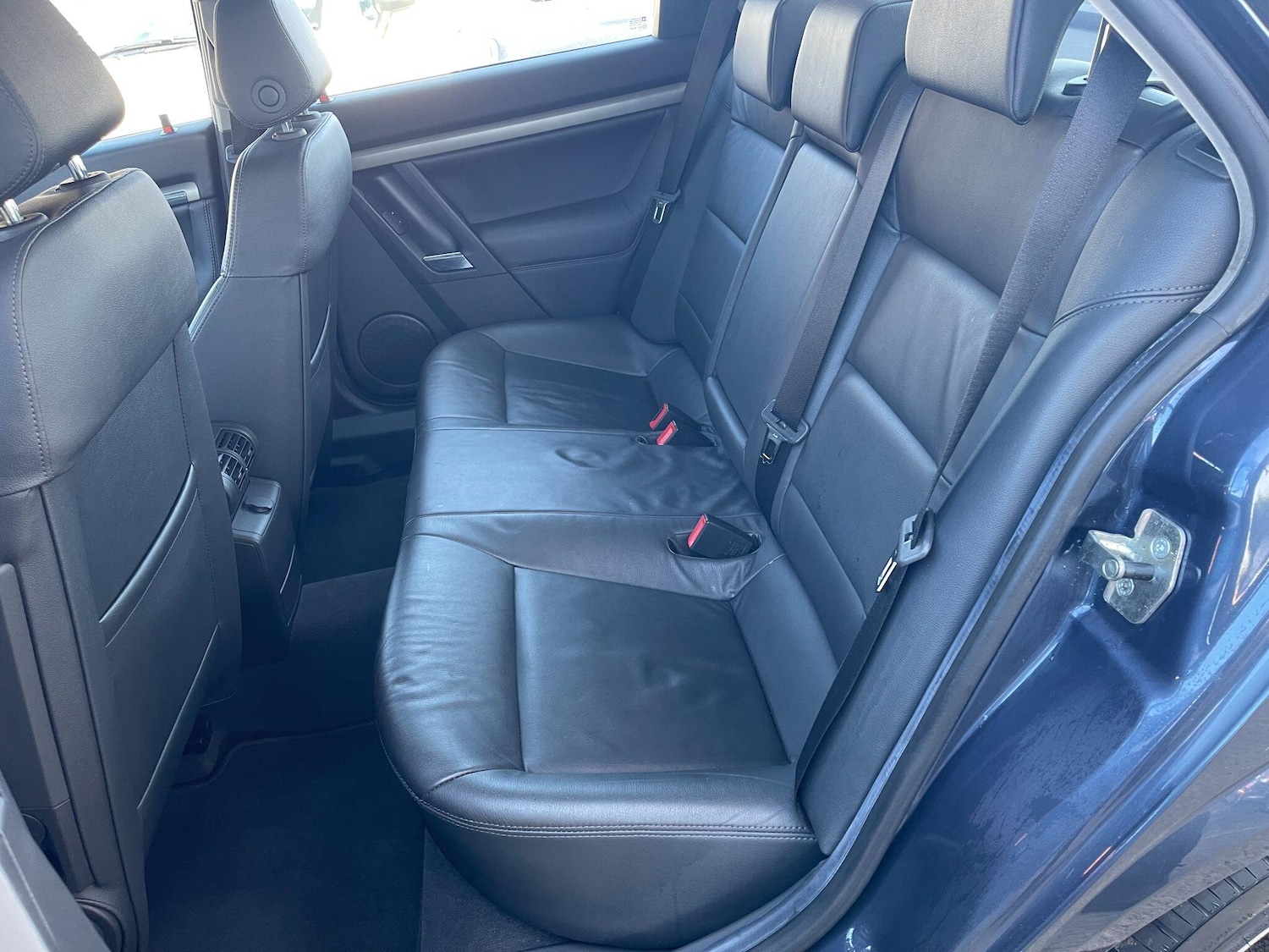 Used Vauxhall Vectra 2008 for sale - 77753663: Photo 24