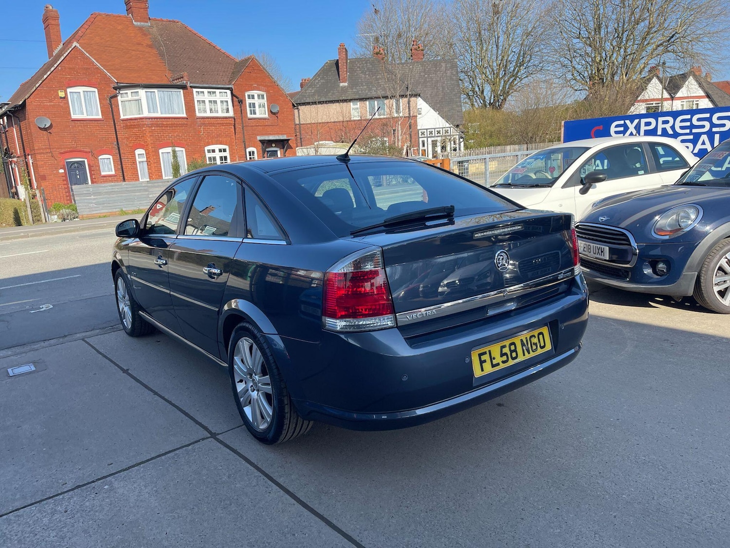 Used Vauxhall Vectra 2008 for sale - 77753663: Photo 5