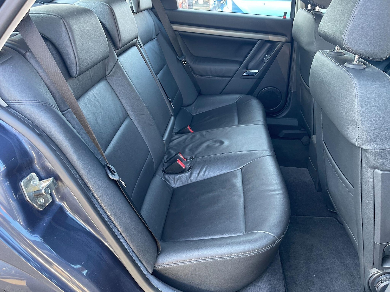 Used Vauxhall Vectra 2008 for sale - 77753663: Photo 9