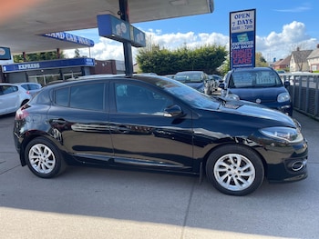 Used Renault Megane 2015 for sale - 78307145: Photo