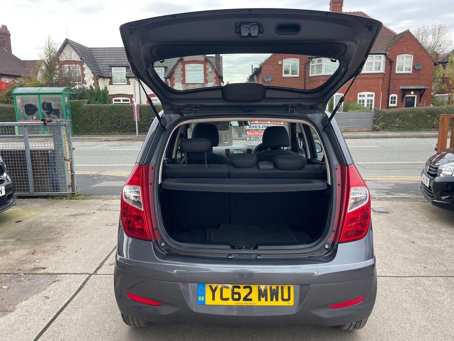 Used Hyundai i10 2012 for sale - 77523795: Photo 14