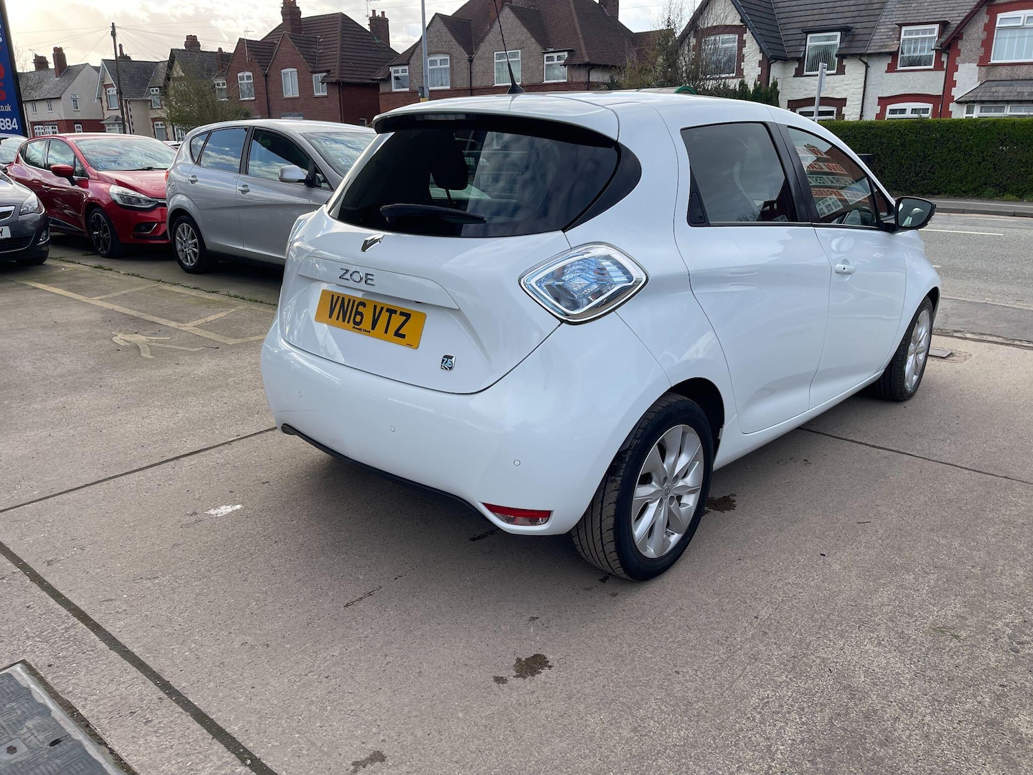 Used Renault Zoe for sale - 78046699: Photo 2
