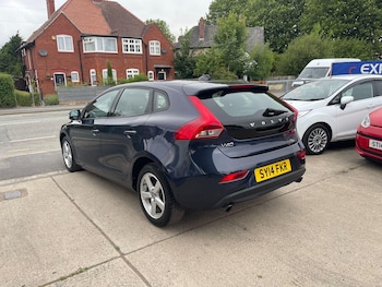 Used Volvo V40 2014 for sale - 79296023: Photo