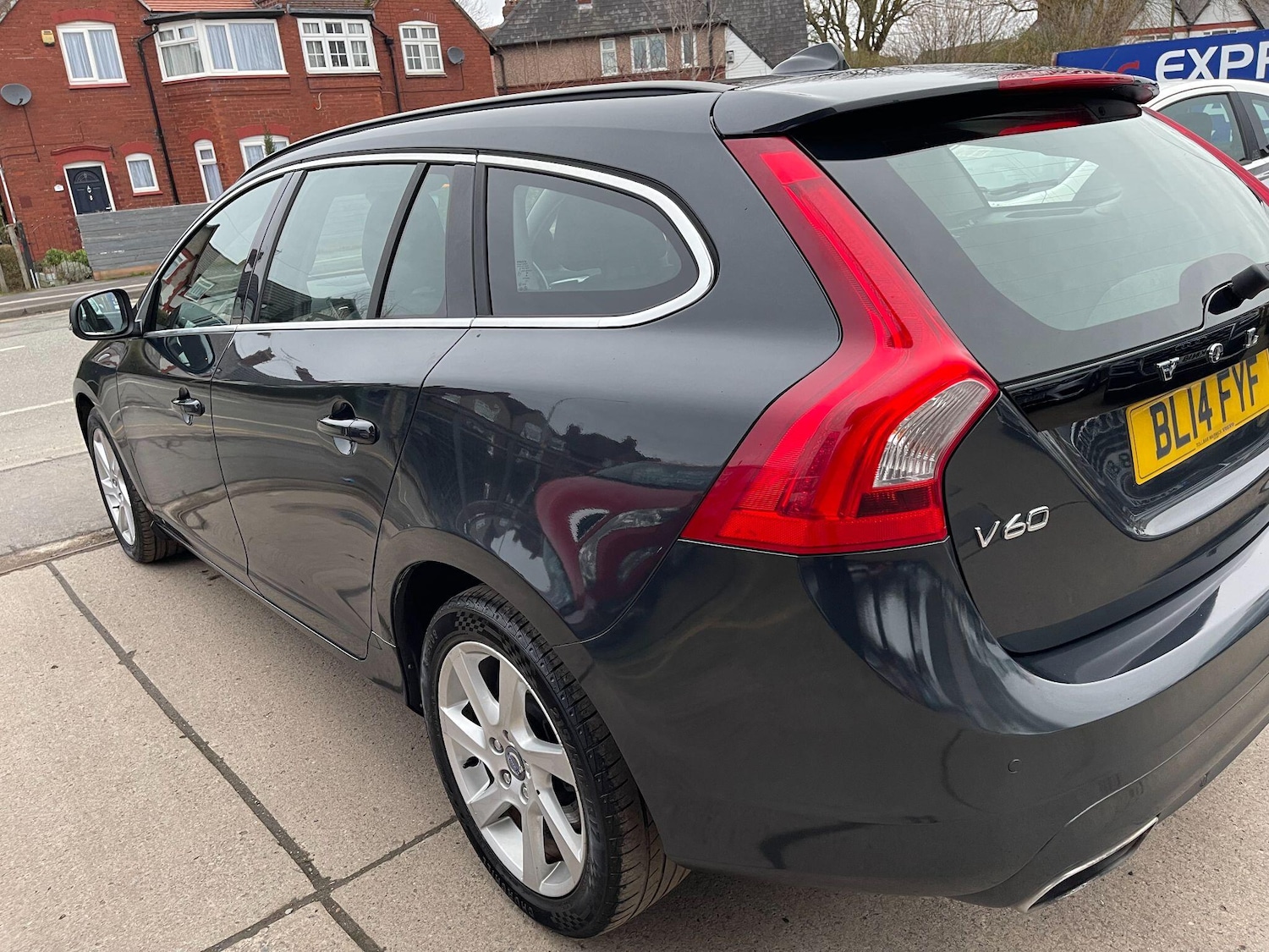 Used Volvo V60 2014 for sale - 77646665: Photo 23