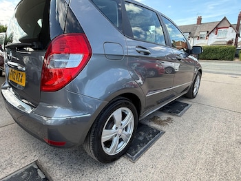 Used Mercedes-Benz A-Class 2012 for sale - 79387630: Photo