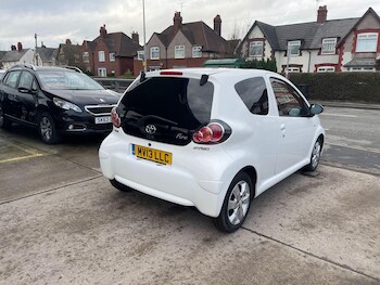 Used Toyota AYGO 2013 for sale - 77490033: Photo