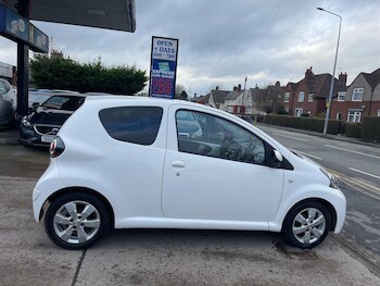 Used Toyota AYGO 2013 for sale - 77490033: Photo