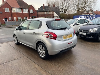 Used Peugeot 208 2019 for sale - 78307231: Photo