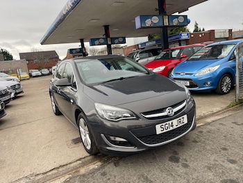 Vauxhall Astra feature image