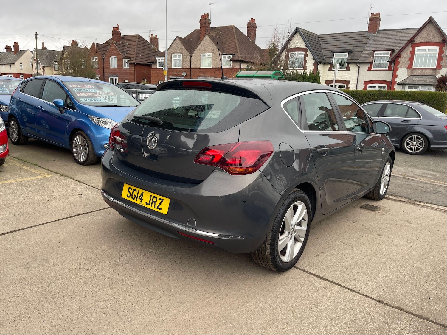 Used Vauxhall Astra 2014 for sale - 77898499: Photo 2