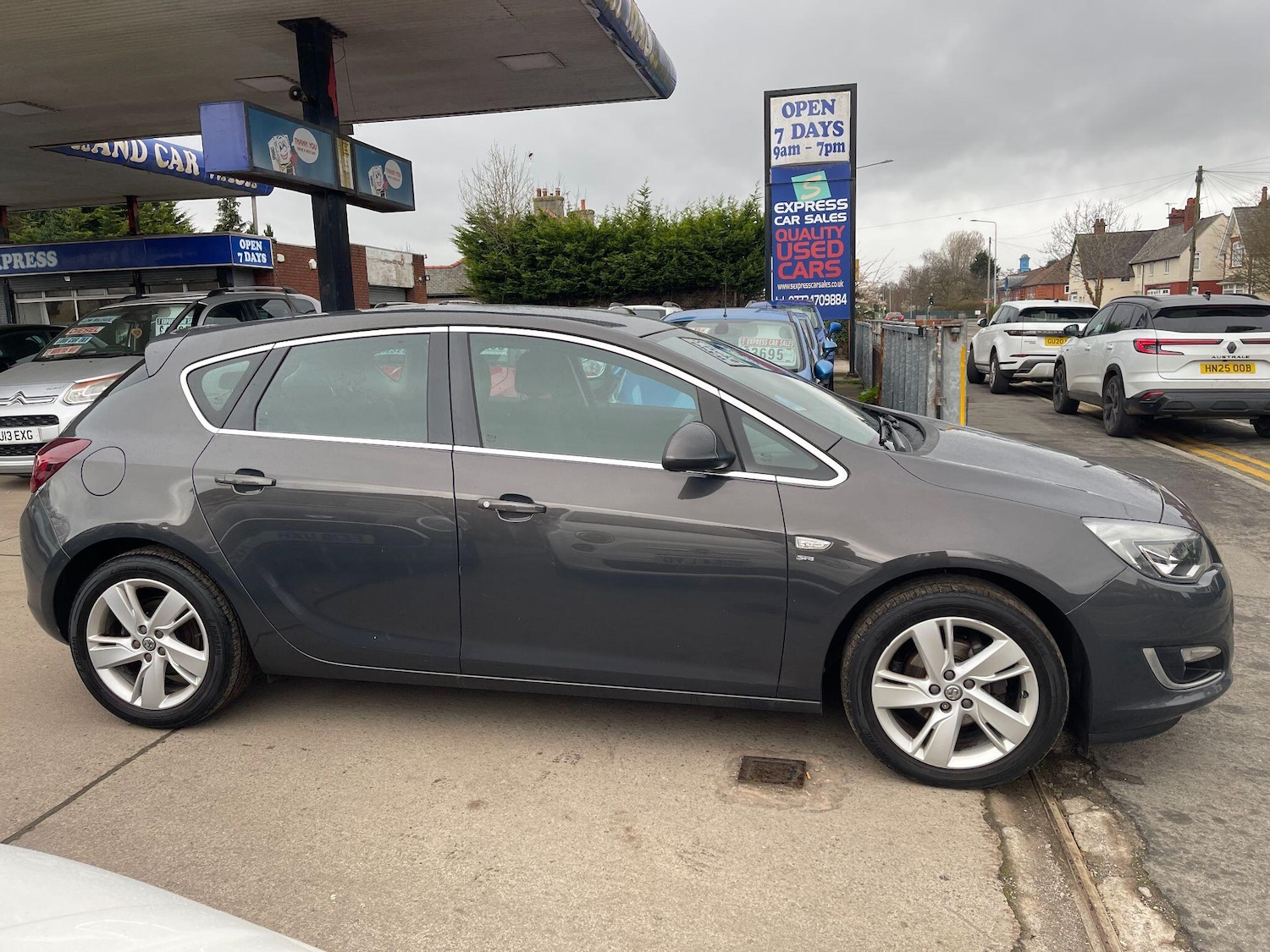 Used Vauxhall Astra 2014 for sale - 77898499: Photo 3