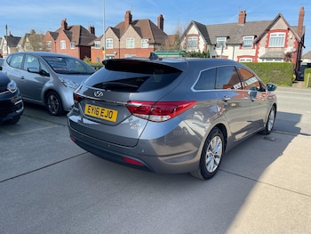 Used Hyundai i40 2016 for sale - 77926136: Photo