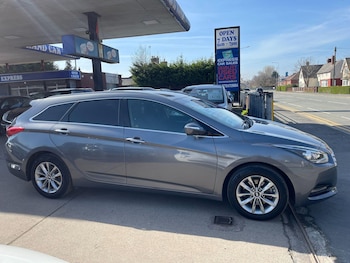 Used Hyundai i40 2016 for sale - 77926136: Photo