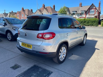 Used Volkswagen Tiguan 2009 for sale - 78684820: Photo
