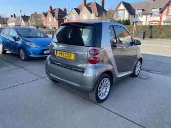 Used smart fortwo 2011 for sale - 77753746: Photo