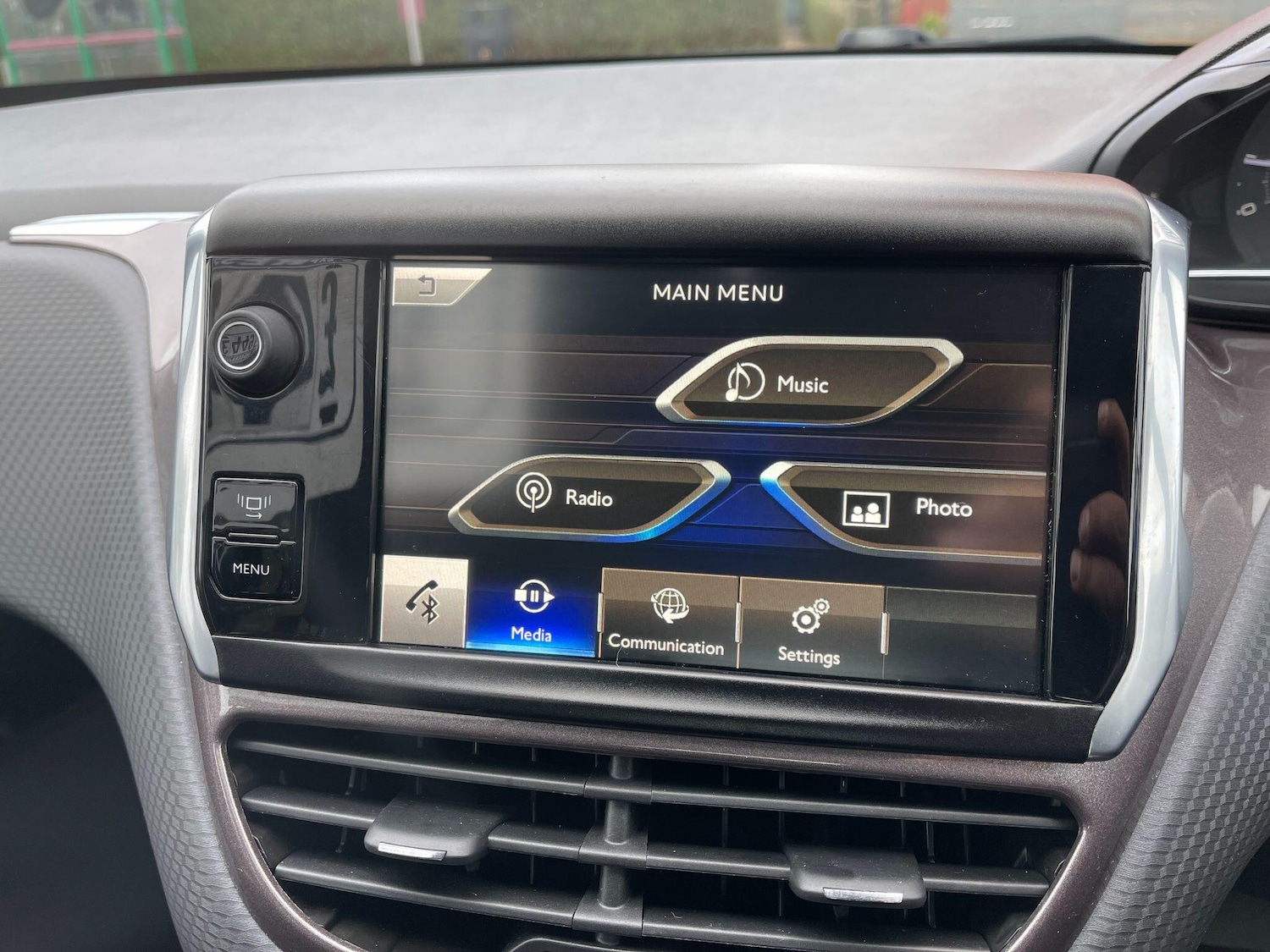 Used Peugeot 2008 for sale - 77490018: Photo 9