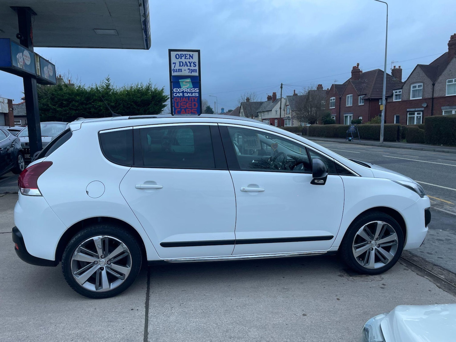 Used Peugeot 3008 for sale - 77490024: Photo 3